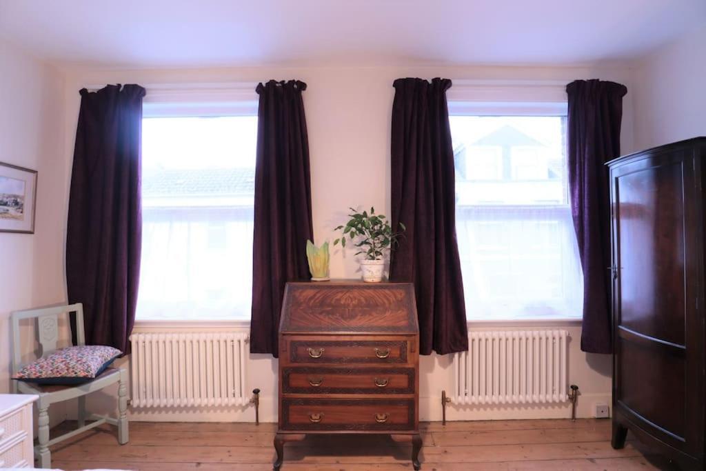 Cute Cottage 5 Min Walk From Cafes Station And Sea Hastings Bagian luar foto
