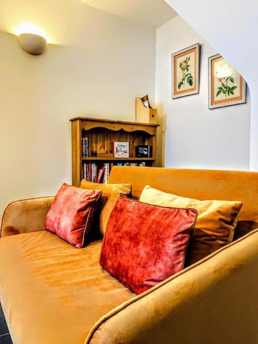 Cute Cottage 5 Min Walk From Cafes Station And Sea Hastings Bagian luar foto