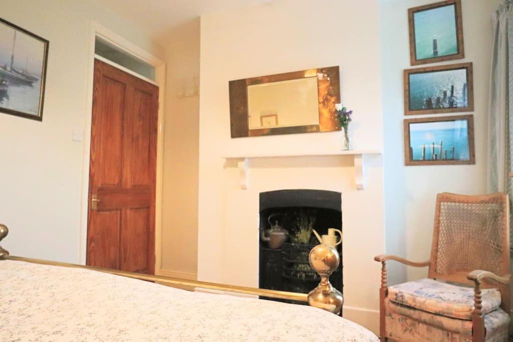 Cute Cottage 5 Min Walk From Cafes Station And Sea Hastings Bagian luar foto